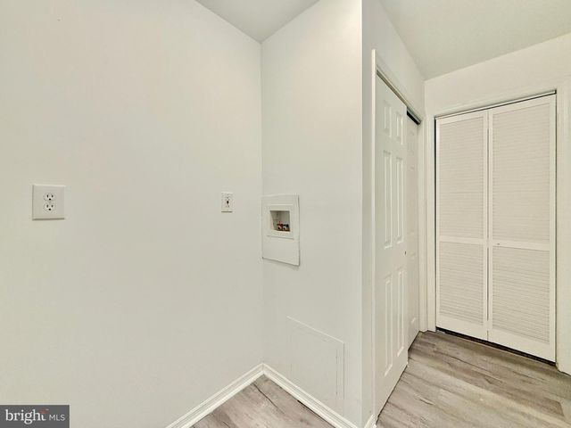 15 LOWELL ST, Mays Landing, NJ 08330