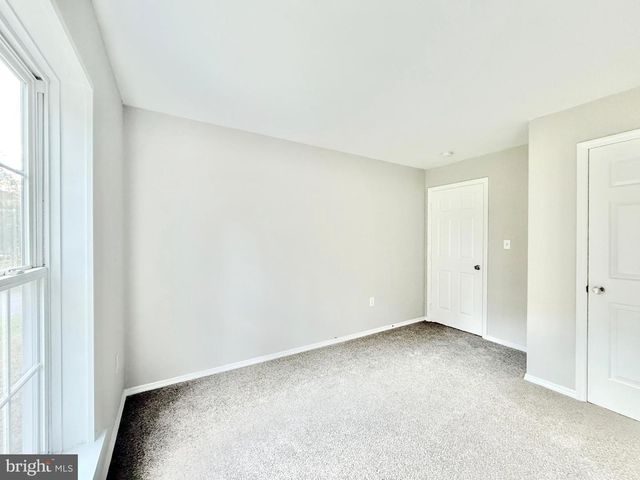 15 LOWELL ST, Mays Landing, NJ 08330