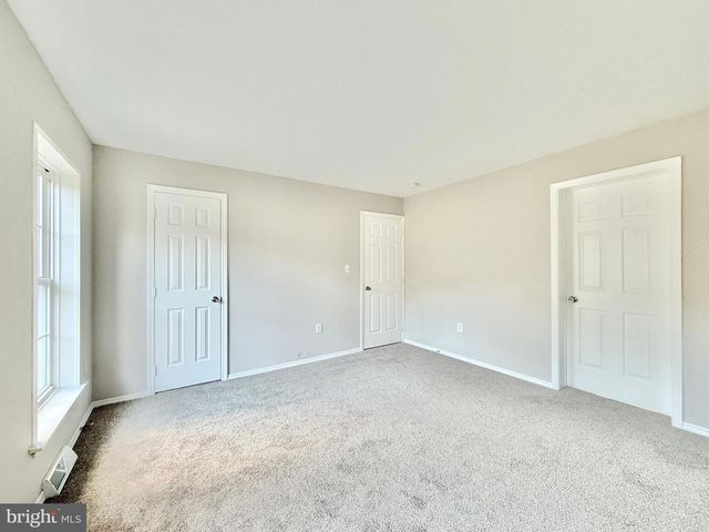 15 LOWELL ST, Mays Landing, NJ 08330