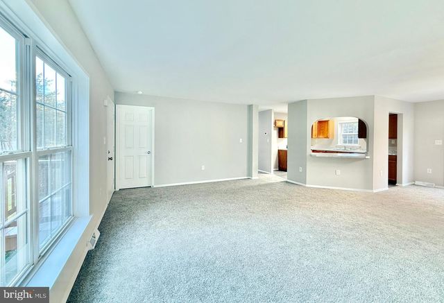 15 LOWELL ST, Mays Landing, NJ 08330