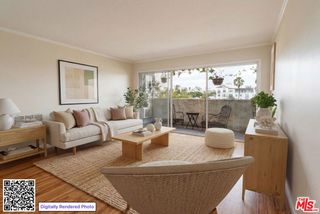 8400 De Longpre Avenue 410, West Hollywood, CA 90069