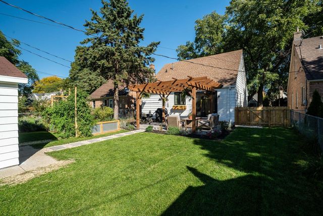 2973 N 79th STREET, Milwaukee, WI 53222