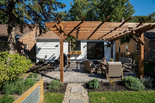 2973 N 79th STREET, Milwaukee, WI 53222