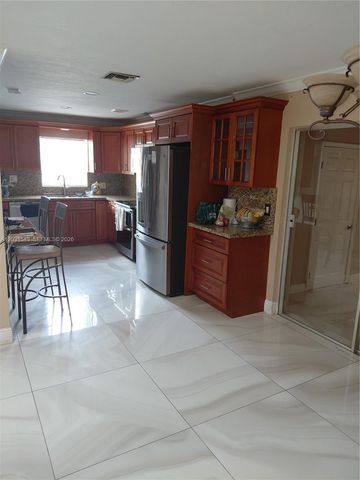 1307 SE Flamingo Drive, Lantana, FL 33462