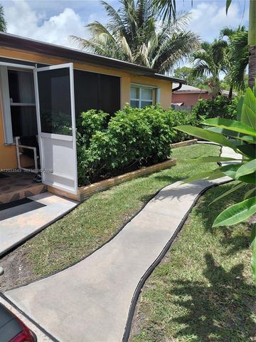 1307 SE Flamingo Drive, Lantana, FL 33462