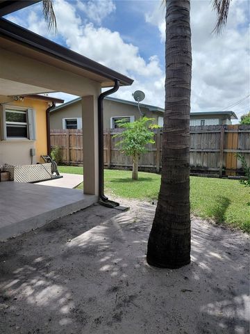 1307 SE Flamingo Drive, Lantana, FL 33462