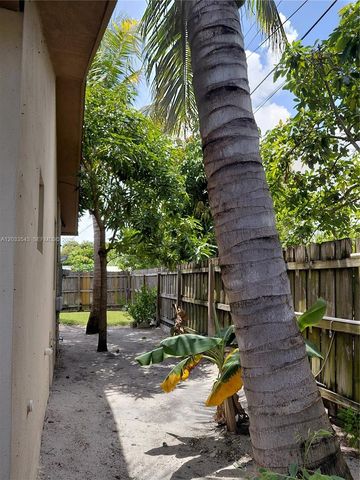 1307 SE Flamingo Drive, Lantana, FL 33462