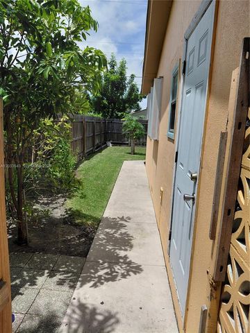 1307 SE Flamingo Drive, Lantana, FL 33462
