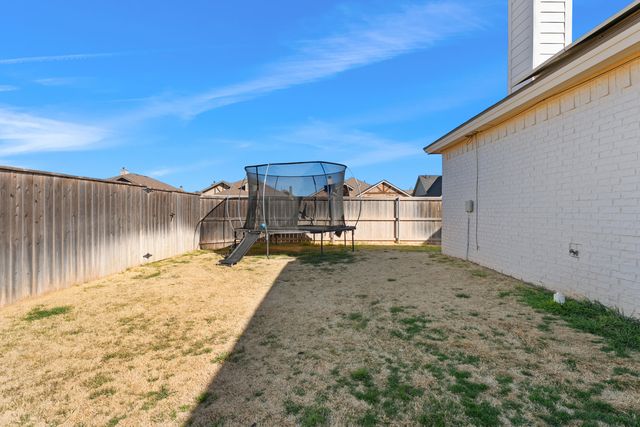1023 N Fulton Avenue, Lubbock, TX 79416