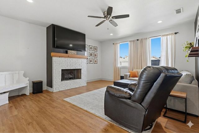 1023 N Fulton Avenue, Lubbock, TX 79416