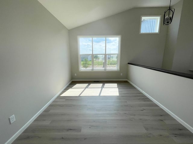 19885 Enfield Avenue N, Forest Lake, MN 55025