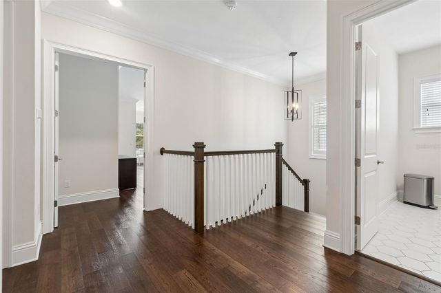 4216 W LEONA STREET, Tampa, FL 33629