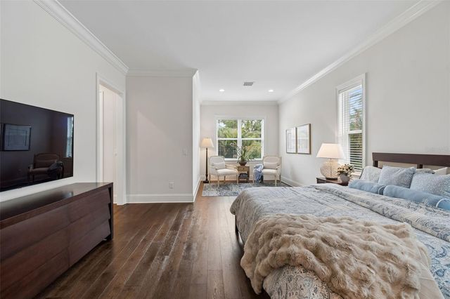 4216 W LEONA STREET, Tampa, FL 33629