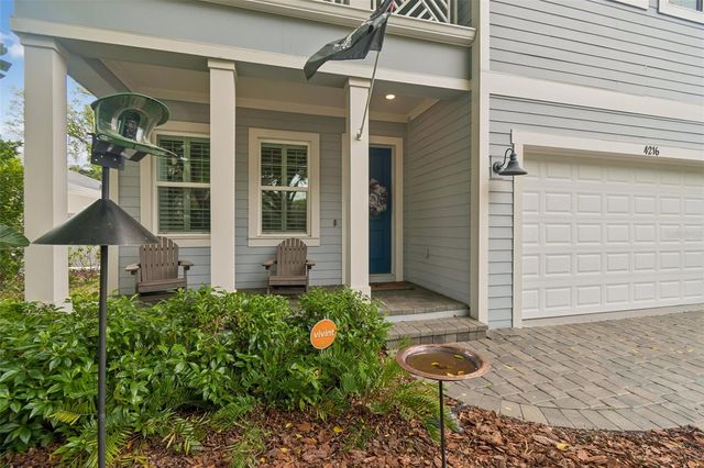 4216 W LEONA STREET, Tampa, FL 33629