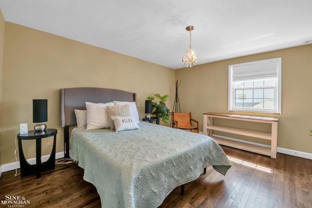 806 Pemberton Road, Grosse Pointe Park, MI 48230