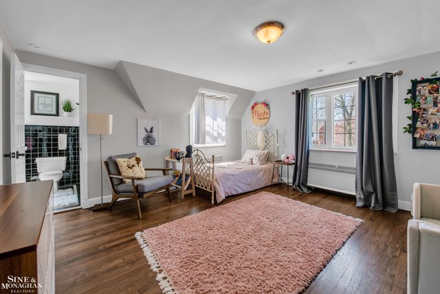 806 Pemberton Road, Grosse Pointe Park, MI 48230