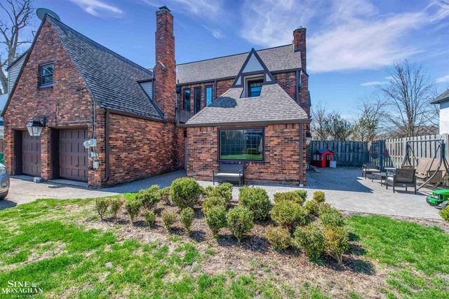 806 Pemberton Road, Grosse Pointe Park, MI 48230