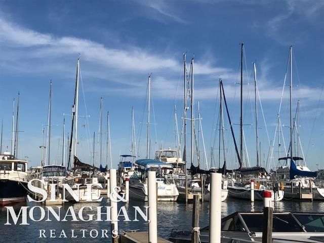 806 Pemberton Road, Grosse Pointe Park, MI 48230