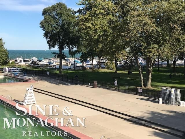 806 Pemberton Road, Grosse Pointe Park, MI 48230