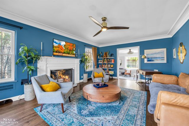 806 Pemberton Road, Grosse Pointe Park, MI 48230