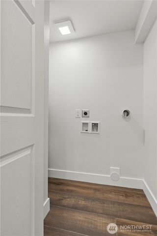 831 N Lawrence Street, Tacoma, WA 98406