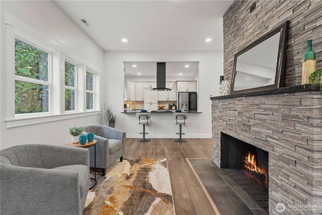 831 N Lawrence Street, Tacoma, WA 98406