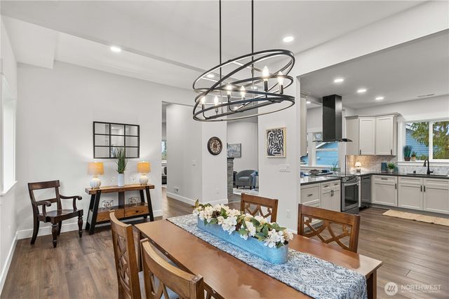 831 N Lawrence Street, Tacoma, WA 98406