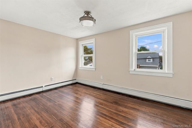98 Willow Avenue, Hempstead, NY 11550