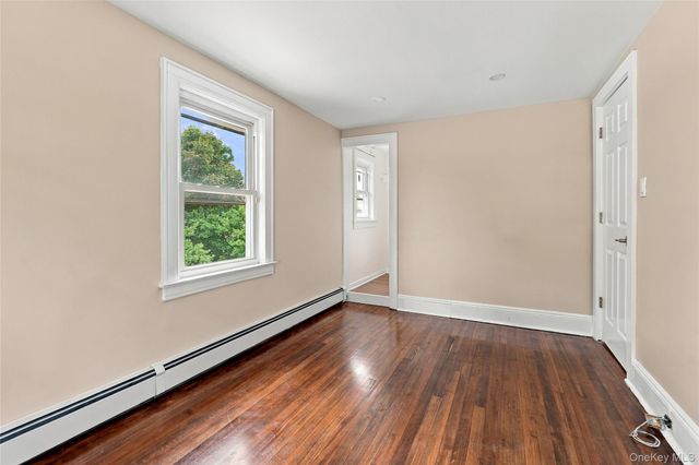 98 Willow Avenue, Hempstead, NY 11550