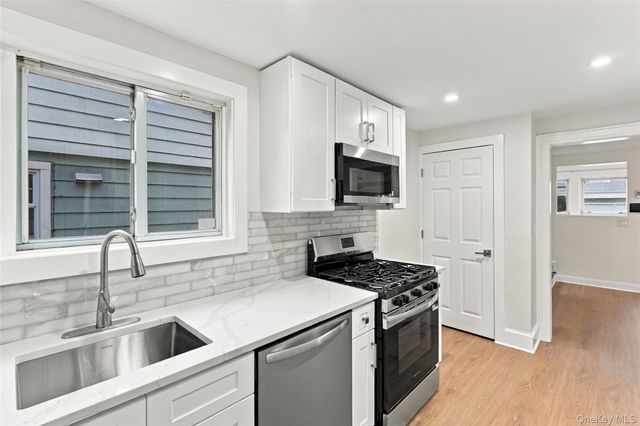 98 Willow Avenue, Hempstead, NY 11550