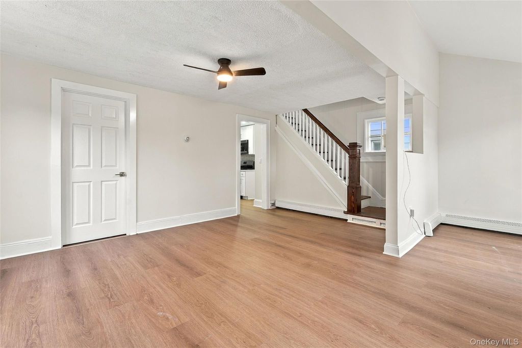 98 Willow Avenue, Hempstead, NY 11550 — photo 5