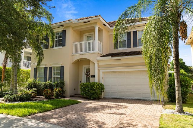 1327 SW 21st Ct, Fort Lauderdale, FL 33315