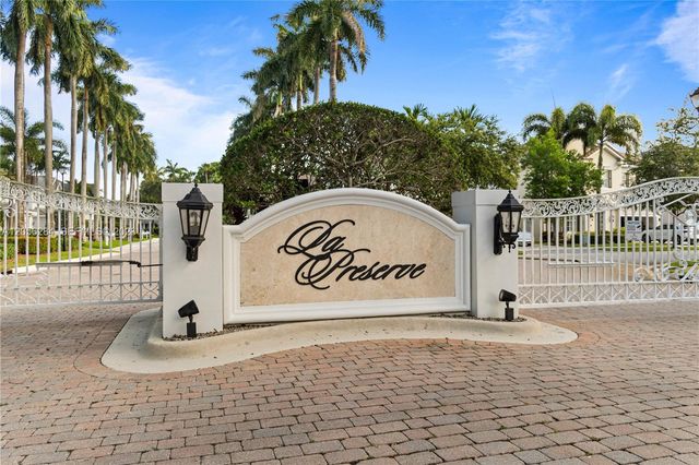 1327 SW 21st Ct, Fort Lauderdale, FL 33315