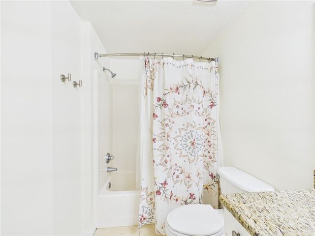 5060 Fairways Circle F303, Vero Beach, FL 32967
