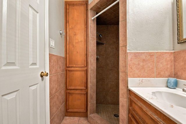 1305 Houston Street, Conroe, TX 77301