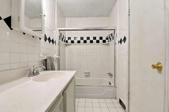 1305 Houston Street, Conroe, TX 77301