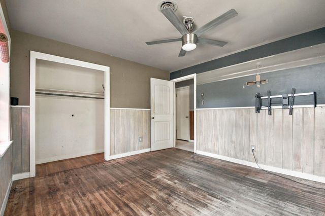 1305 Houston Street, Conroe, TX 77301