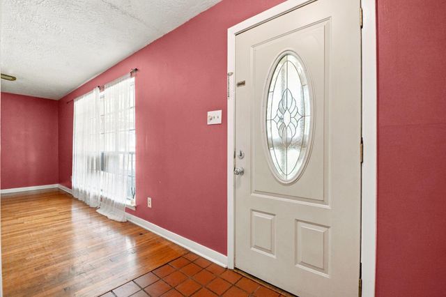 1305 Houston Street, Conroe, TX 77301