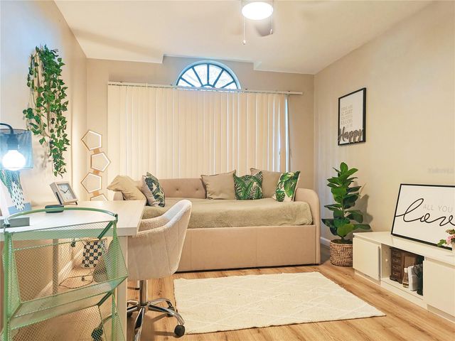 4907 82ND PLACE E, Sarasota, FL 34243
