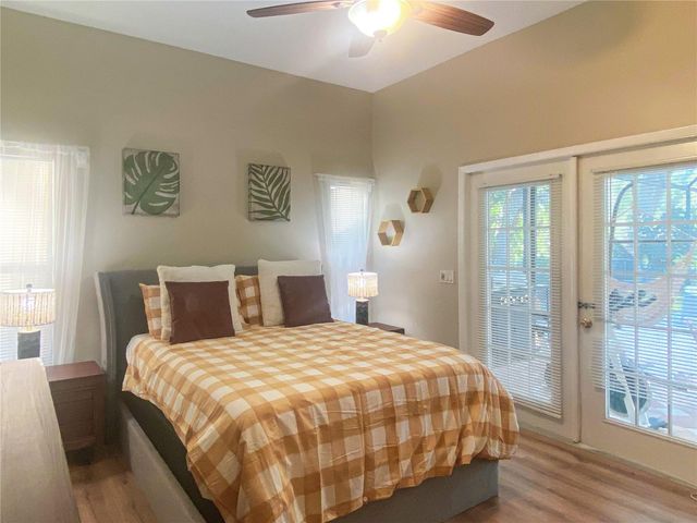 4907 82ND PLACE E, Sarasota, FL 34243