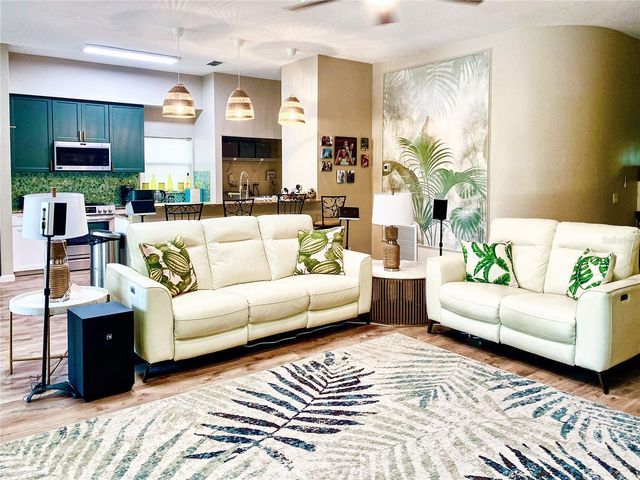 4907 82ND PLACE E, Sarasota, FL 34243