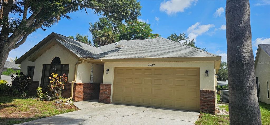 4907 82ND PLACE E, Sarasota, FL 34243