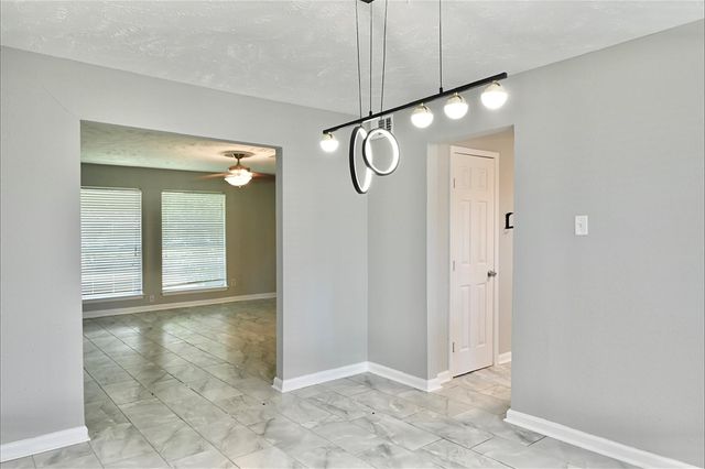 7207 San Pablo Drive, Houston, TX 77083