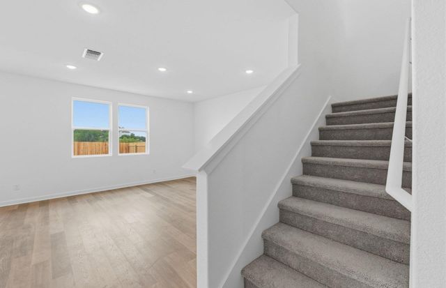 313 Elk Ave, San Marcos, TX 78666
