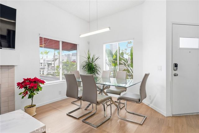 27743 Zircon 104, Mission Viejo, CA 92691