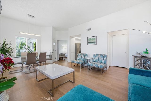 27743 Zircon 104, Mission Viejo, CA 92691