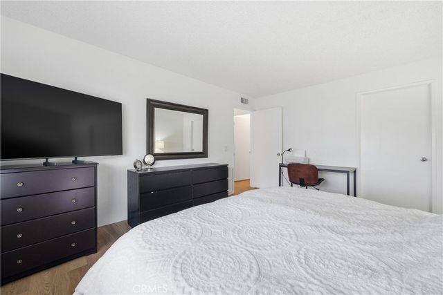 27743 Zircon 104, Mission Viejo, CA 92691