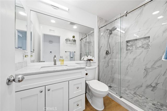 27743 Zircon 104, Mission Viejo, CA 92691