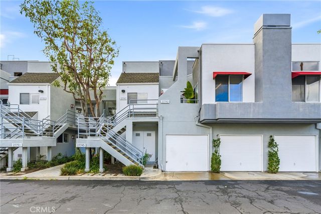 27743 Zircon 104, Mission Viejo, CA 92691