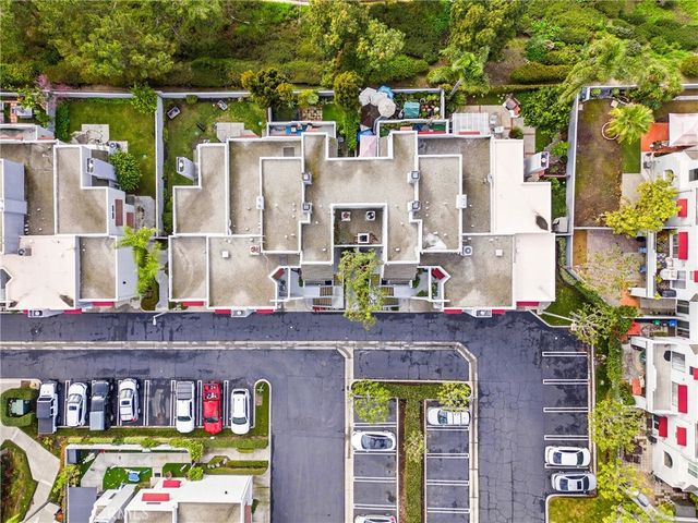 27743 Zircon 104, Mission Viejo, CA 92691